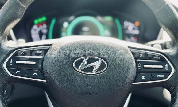 Buy Import Hyundai Santa Fe White Car in Dakar in Dakar Buy Import Hyundai Santa Fe White Car in Dakar in Dakar