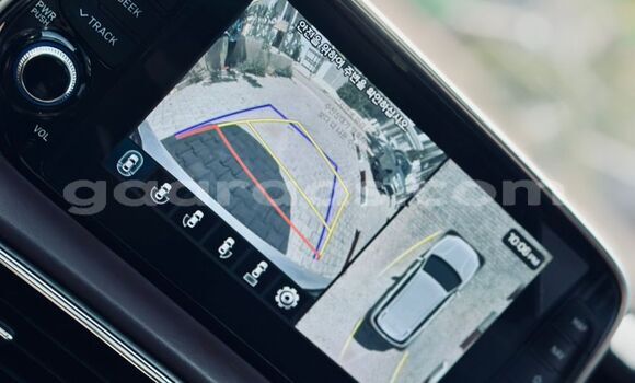 Buy Import Hyundai Santa Fe White Car in Dakar in Dakar Buy Import Hyundai Santa Fe White Car in Dakar in Dakar