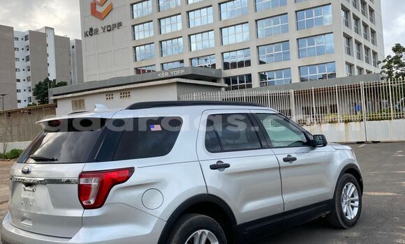 Dieundeu Occasion FORD MUSTANG Silver Auto in Dakar in Dakar Dieundeu Occasion FORD MUSTANG Silver Auto in Dakar in Dakar