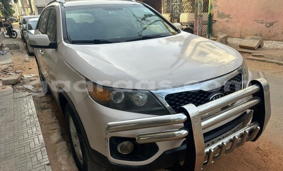 Buy Used Kia Sorento White Car in Dakar in Dakar