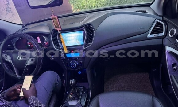 Buy Used Hyundai Santa Fe Other Car in Dakar in Dakar Buy Used Hyundai Santa Fe Other Car in Dakar in Dakar