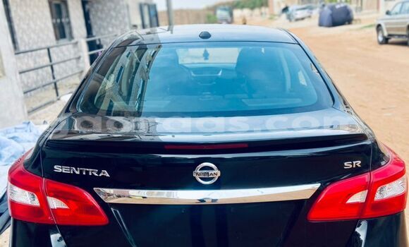 Acheter Import Voiture Nissan Sentra Noir à Dakar, Dakar Acheter Import Voiture Nissan Sentra Noir à Dakar, Dakar