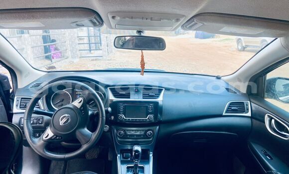 Acheter Import Voiture Nissan Sentra Noir à Dakar, Dakar Acheter Import Voiture Nissan Sentra Noir à Dakar, Dakar