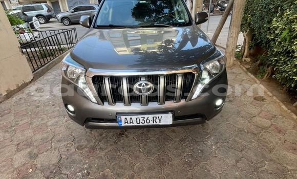 Dieundeu Occasion Toyota Prado Silver Auto in Dakar in Dakar Dieundeu Occasion Toyota Prado Silver Auto in Dakar in Dakar
