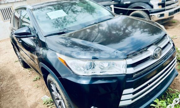 Acheter Import Voiture Toyota Highlander Noir à Dakar, Dakar