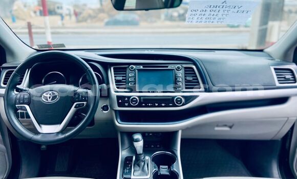 Buy Import Toyota Highlander Black Car in Dakar in Dakar Buy Import Toyota Highlander Black Car in Dakar in Dakar