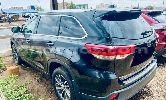 Buy Import Toyota Highlander Black Car in Dakar in Dakar Buy Import Toyota Highlander Black Car in Dakar in Dakar