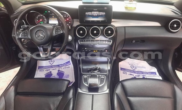 Dieundeu Occasion Mercedes‒Benz C–Class Black Auto in Dakar in Dakar Dieundeu Occasion Mercedes‒Benz C–Class Black Auto in Dakar in Dakar