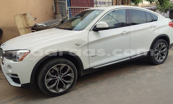 Dieundeu Occasion BMW X4 White Auto in Dakar in Dakar Dieundeu Occasion BMW X4 White Auto in Dakar in Dakar