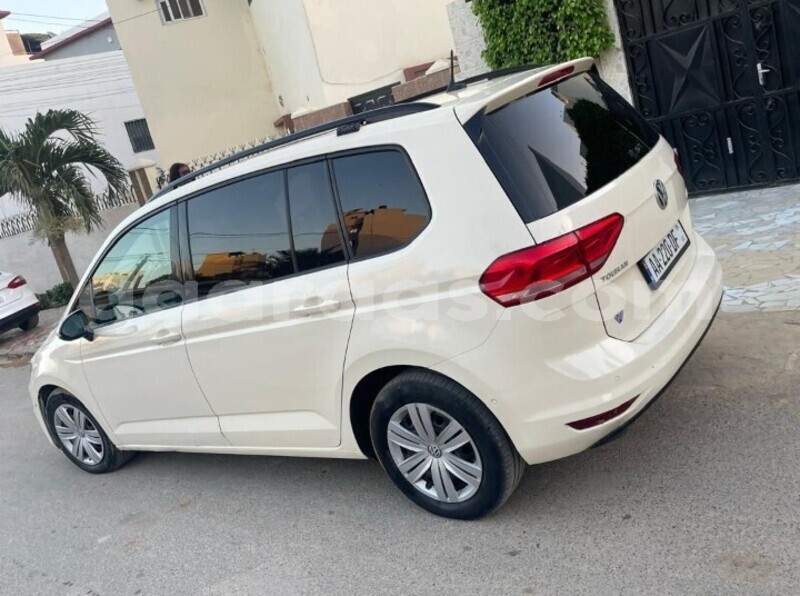 Big with watermark volkswagen touran dakar dakar 27050