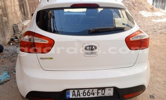 Buy Used Kia Rio White Car in Dakar in Dakar Buy Used Kia Rio White Car in Dakar in Dakar