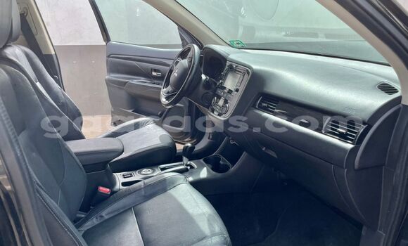 Buy Import Mitsubishi Outlander Black Car in Dakar in Dakar Buy Import Mitsubishi Outlander Black Car in Dakar in Dakar