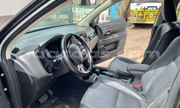 Buy Import Mitsubishi Outlander Black Car in Dakar in Dakar Buy Import Mitsubishi Outlander Black Car in Dakar in Dakar