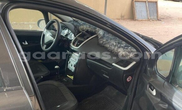 Dieundeu Occasion Peugeot 207 Silver Auto in Dakar in Dakar Dieundeu Occasion Peugeot 207 Silver Auto in Dakar in Dakar