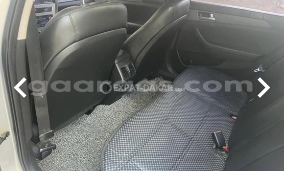 Dieundeu Occasion Hyundai Sonata Silver Auto in Dakar in Dakar Dieundeu Occasion Hyundai Sonata Silver Auto in Dakar in Dakar