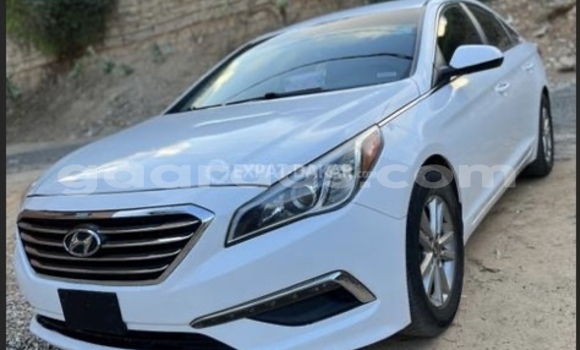 Dieundeu Occasion Hyundai Sonata Silver Auto in Dakar in Dakar Dieundeu Occasion Hyundai Sonata Silver Auto in Dakar in Dakar