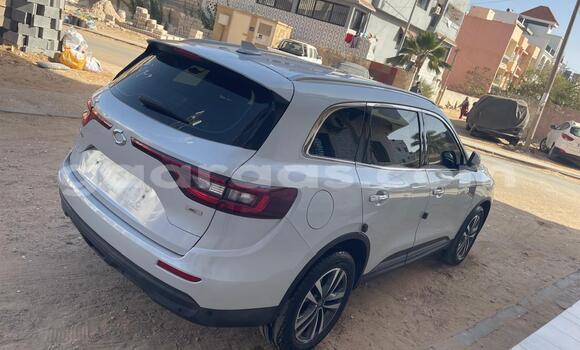 Buy New Renault Captur Silver Car in Dakar in Dakar Buy New Renault Captur Silver Car in Dakar in Dakar