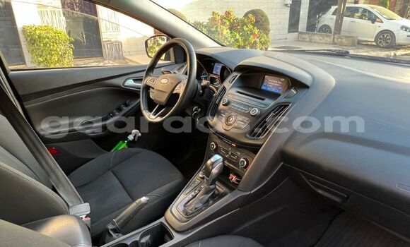 Dieundeu Occasion Ford Focus Beige Auto in Dakar in Dakar Dieundeu Occasion Ford Focus Beige Auto in Dakar in Dakar