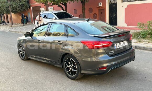 Dieundeu Occasion Ford Focus Beige Auto in Dakar in Dakar Dieundeu Occasion Ford Focus Beige Auto in Dakar in Dakar