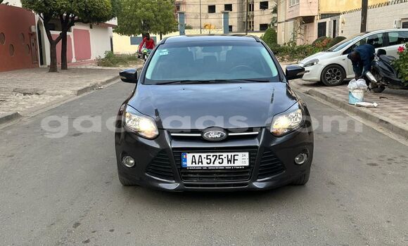 Dieundeu Occasion Ford Focus Beige Auto in Dakar in Dakar