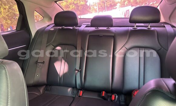 Dieundeu Occasion Hyundai Sonata Black Auto in Dakar in Dakar Dieundeu Occasion Hyundai Sonata Black Auto in Dakar in Dakar