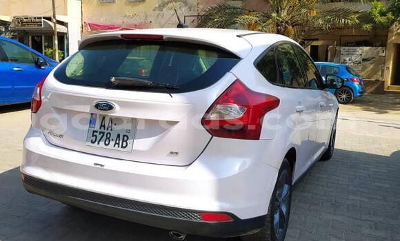 Dieundeu Occasion Ford Focus White Auto in Dakar in Dakar Dieundeu Occasion Ford Focus White Auto in Dakar in Dakar