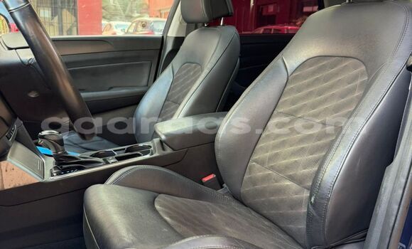 Acheter Import Voiture Hyundai Sonata Bleu à Dakar, Dakar Acheter Import Voiture Hyundai Sonata Bleu à Dakar, Dakar