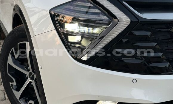 Buy Import Kia Sportage White Car in Dakar in Dakar Buy Import Kia Sportage White Car in Dakar in Dakar