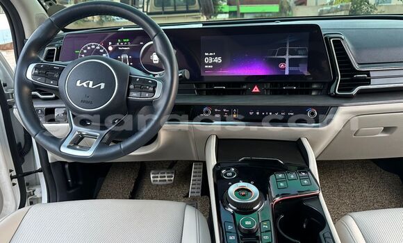 Buy Import Kia Sportage White Car in Dakar in Dakar Buy Import Kia Sportage White Car in Dakar in Dakar