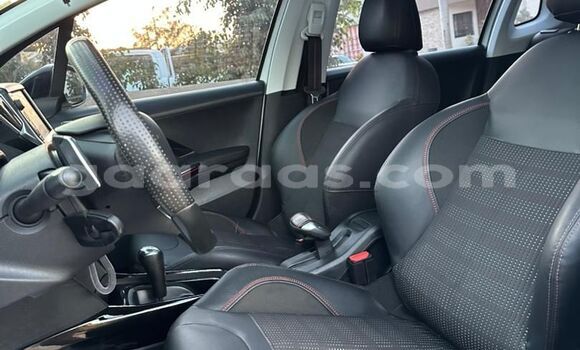 Dieundeu Imported Peugeot 2008 White Auto in Dakar in Dakar Dieundeu Imported Peugeot 2008 White Auto in Dakar in Dakar