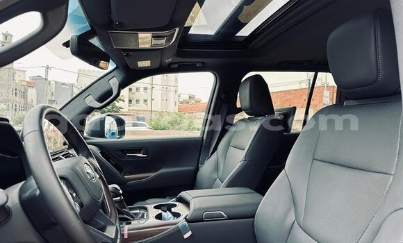 Dieundeu Imported Toyota Land Cruiser Silver Auto in Dakar in Dakar Dieundeu Imported Toyota Land Cruiser Silver Auto in Dakar in Dakar