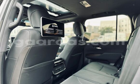 Dieundeu Imported Toyota Land Cruiser Silver Auto in Dakar in Dakar Dieundeu Imported Toyota Land Cruiser Silver Auto in Dakar in Dakar