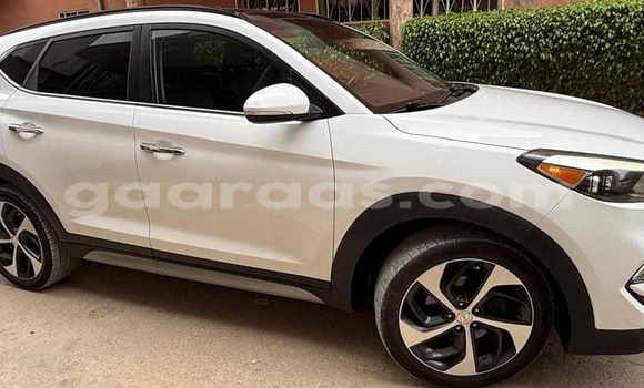 Acheter Import Voiture Hyundai Tucson Blanc à Dakar, Dakar Acheter Import Voiture Hyundai Tucson Blanc à Dakar, Dakar