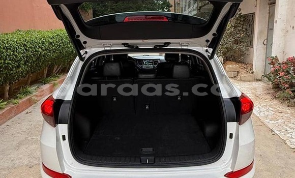 Acheter Import Voiture Hyundai Tucson Blanc à Dakar, Dakar Acheter Import Voiture Hyundai Tucson Blanc à Dakar, Dakar
