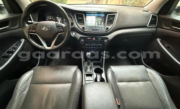 Acheter Import Voiture Hyundai Tucson Blanc à Dakar, Dakar Acheter Import Voiture Hyundai Tucson Blanc à Dakar, Dakar