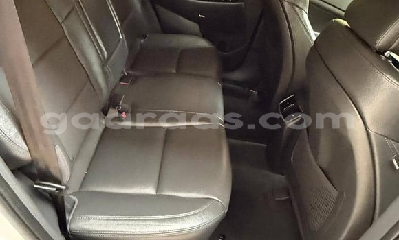 Acheter Import Voiture Hyundai Tucson Blanc à Dakar, Dakar Acheter Import Voiture Hyundai Tucson Blanc à Dakar, Dakar