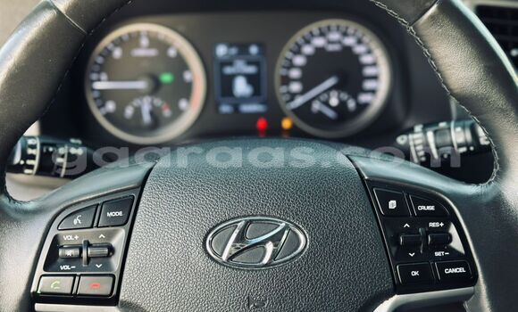 Buy Import Hyundai Tucson White Car in Dakar in Dakar Buy Import Hyundai Tucson White Car in Dakar in Dakar