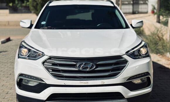 Buy Import Hyundai Santa Fe White Car in Dakar in Dakar Buy Import Hyundai Santa Fe White Car in Dakar in Dakar