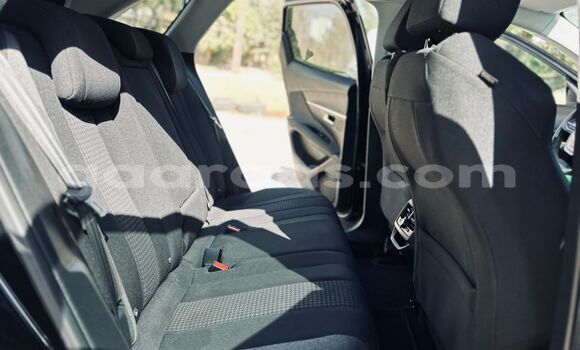 Buy Import Peugeot 3008 Black Car in Dakar in Dakar Buy Import Peugeot 3008 Black Car in Dakar in Dakar