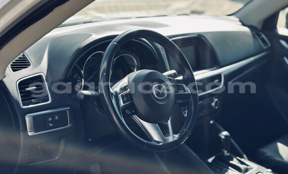 Acheter Import Voiture Mazda CX-5 Blanc à Dakar, Dakar Acheter Import Voiture Mazda CX-5 Blanc à Dakar, Dakar