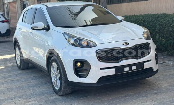 Dieundeu Imported Kia Sportage White Auto in Dakar in Dakar
