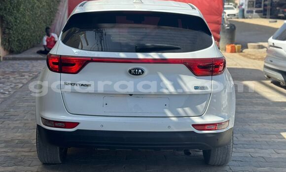 Dieundeu Imported Kia Sportage White Auto in Dakar in Dakar Dieundeu Imported Kia Sportage White Auto in Dakar in Dakar