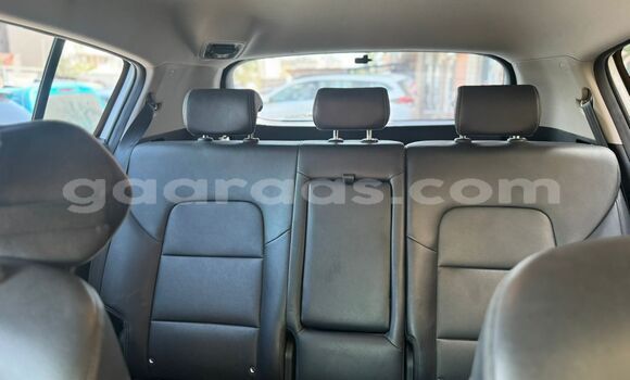 Dieundeu Imported Kia Sportage White Auto in Dakar in Dakar Dieundeu Imported Kia Sportage White Auto in Dakar in Dakar