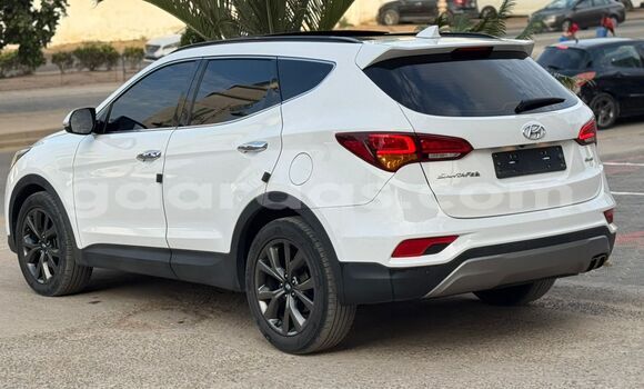 Acheter Import Voiture Hyundai Santa Fe Blanc à Dakar, Dakar