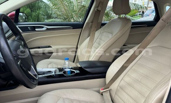 Acheter Import Voiture Ford Fusion Rouge à Dakar, Dakar Acheter Import Voiture Ford Fusion Rouge à Dakar, Dakar