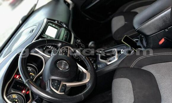 Buy Import Jeep Cherokee Black Car in Dakar in Dakar Buy Import Jeep Cherokee Black Car in Dakar in Dakar