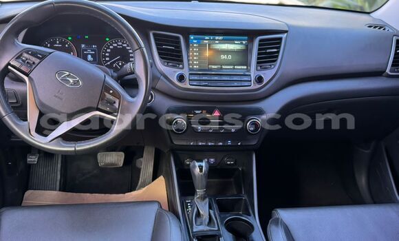 Acheter Import Voiture Hyundai Tucson Gris à Dakar, Dakar Acheter Import Voiture Hyundai Tucson Gris à Dakar, Dakar