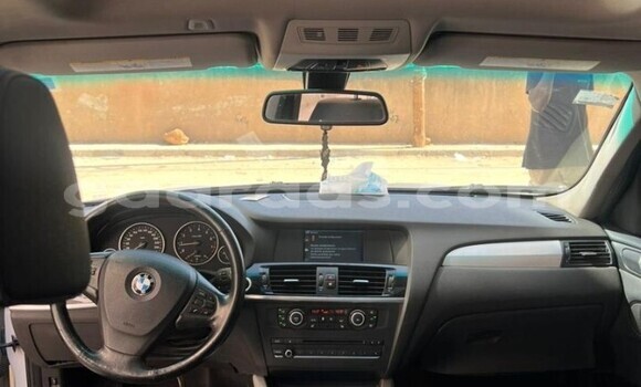 Acheter Occasion Voiture BMW X3 Blanc à Dakar, Dakar Acheter Occasion Voiture BMW X3 Blanc à Dakar, Dakar