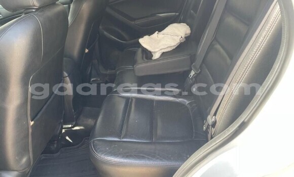 Dieundeu Occasion Mazda CX-5 White Auto in Dakar in Dakar Dieundeu Occasion Mazda CX-5 White Auto in Dakar in Dakar