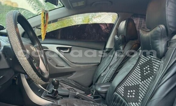 Acheter Occasion Voiture Hyundai Elantra Noir à Dakar, Dakar Acheter Occasion Voiture Hyundai Elantra Noir à Dakar, Dakar